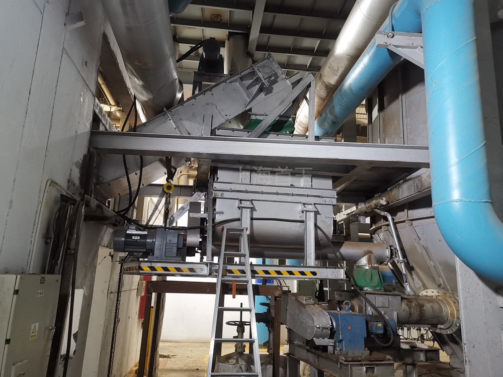 �����o�ς}